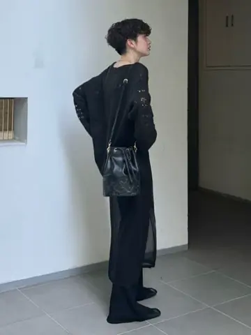 Carving Tribes 村上 麗華 コーディネート画像