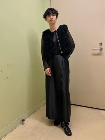 Carving Tribes 村上 麗華 コーディネート画像