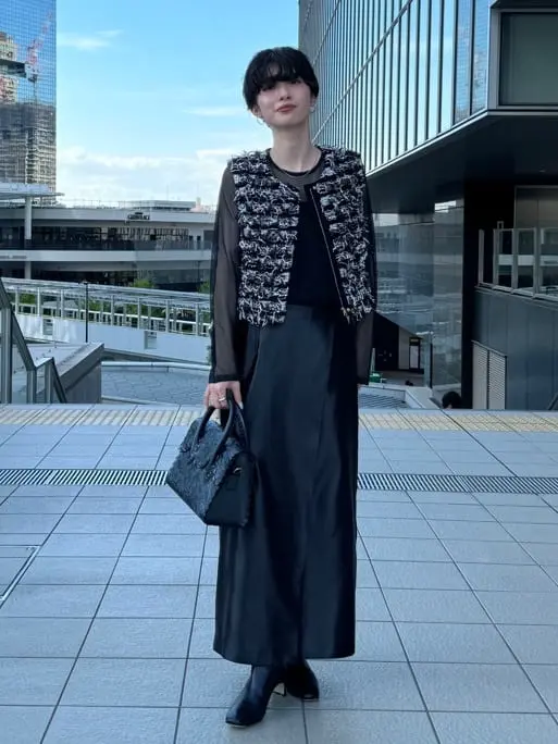 Carving Tribes 村上 麗華 コーディネート画像