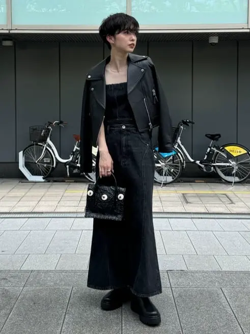 Carving Tribes 村上 麗華 コーディネート画像