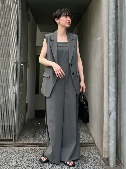 Carving Tribes 村上 麗華 コーディネート画像