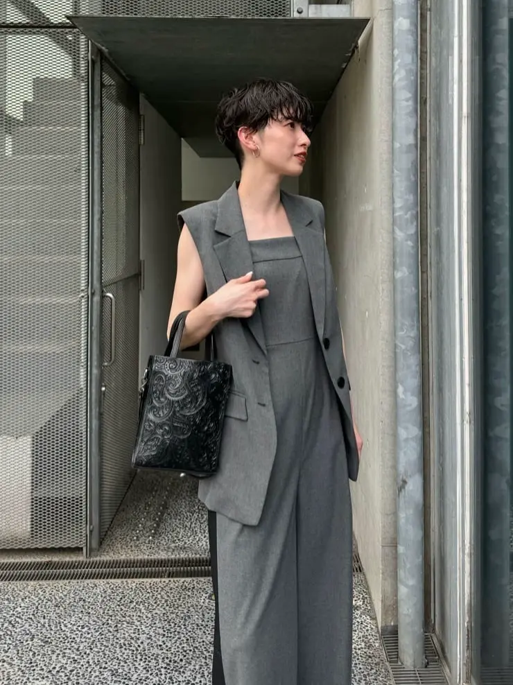 Carving Tribes 村上 麗華 コーディネート画像