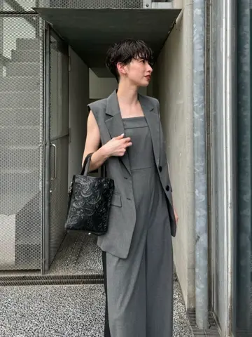 Carving Tribes 村上 麗華 コーディネート画像