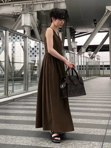 Carving Tribes 村上 麗華 コーディネート画像