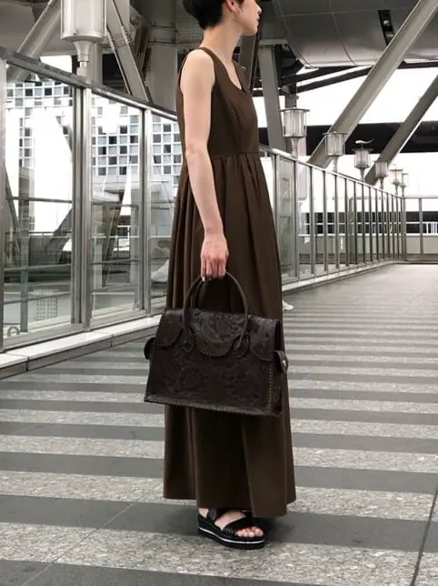 Carving Tribes 村上 麗華 コーディネート画像