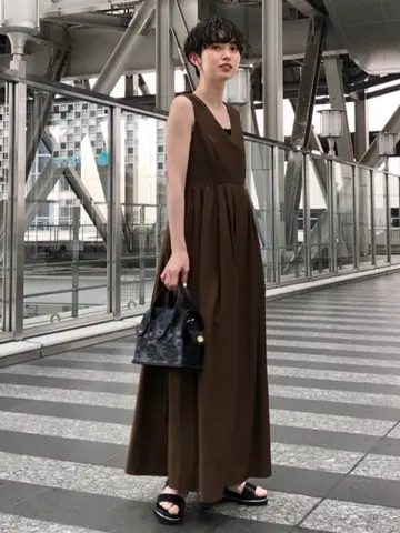 Carving Tribes 村上 麗華 コーディネート画像