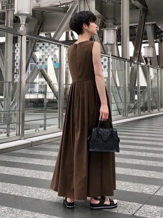 Carving Tribes 村上 麗華 コーディネート画像