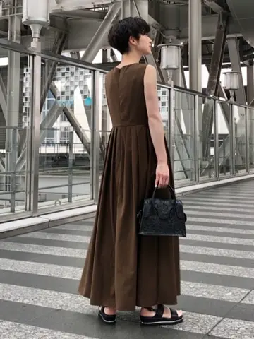 Carving Tribes 村上 麗華 コーディネート画像