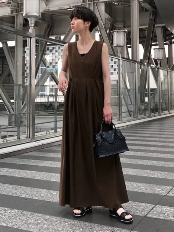 Carving Tribes 村上 麗華 コーディネート画像