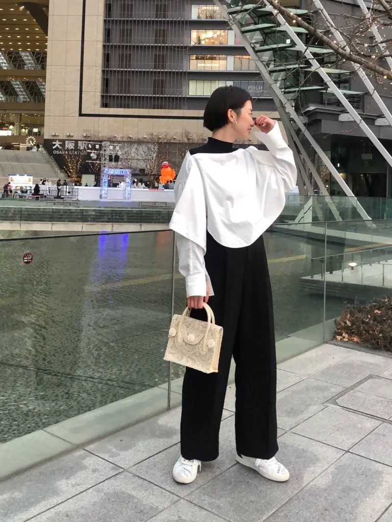 Carving Tribes 村上 麗華 コーディネート画像