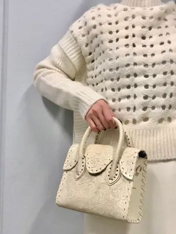 Carving Tribes 村上 麗華 コーディネート画像