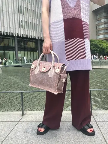 Carving Tribes 村上 麗華 コーディネート画像