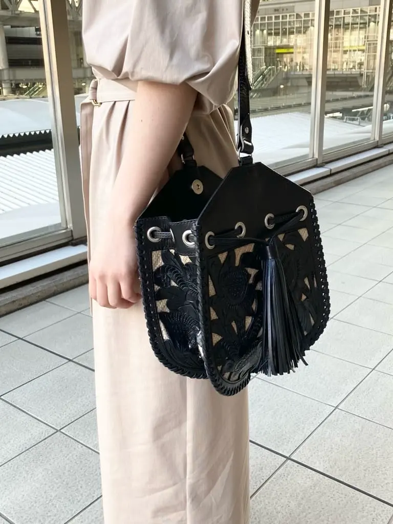 Carving Tribes 小池　悠花 コーディネート画像