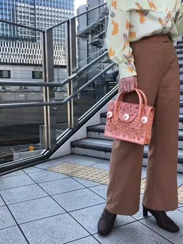 Carving Tribes 村上 麗華 コーディネート画像