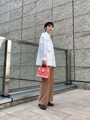 Carving Tribes 村上 麗華 コーディネート画像