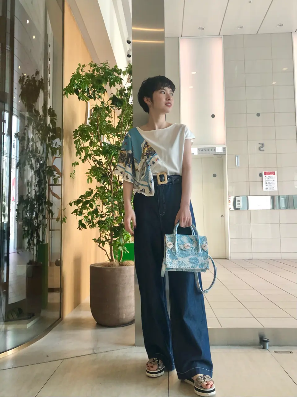 Carving Tribes 村上 麗華 コーディネート画像