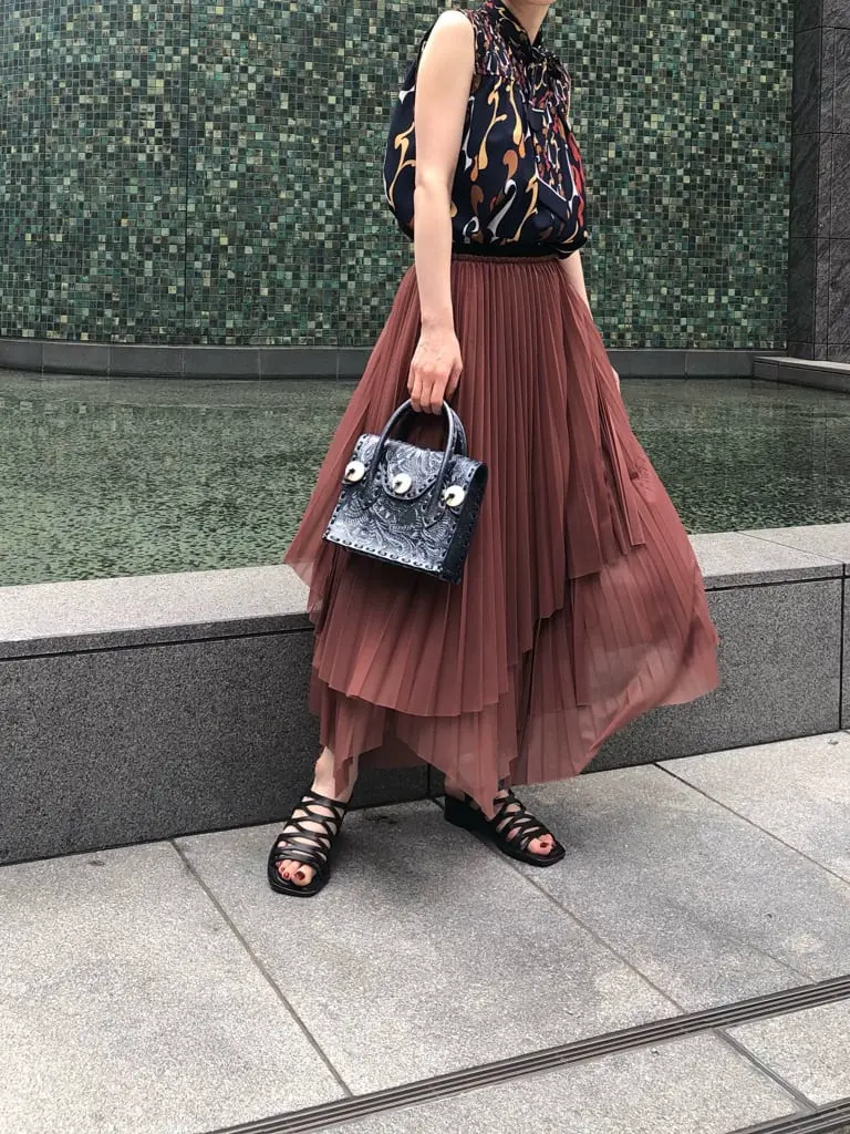 Carving Tribes 村上 麗華 コーディネート画像