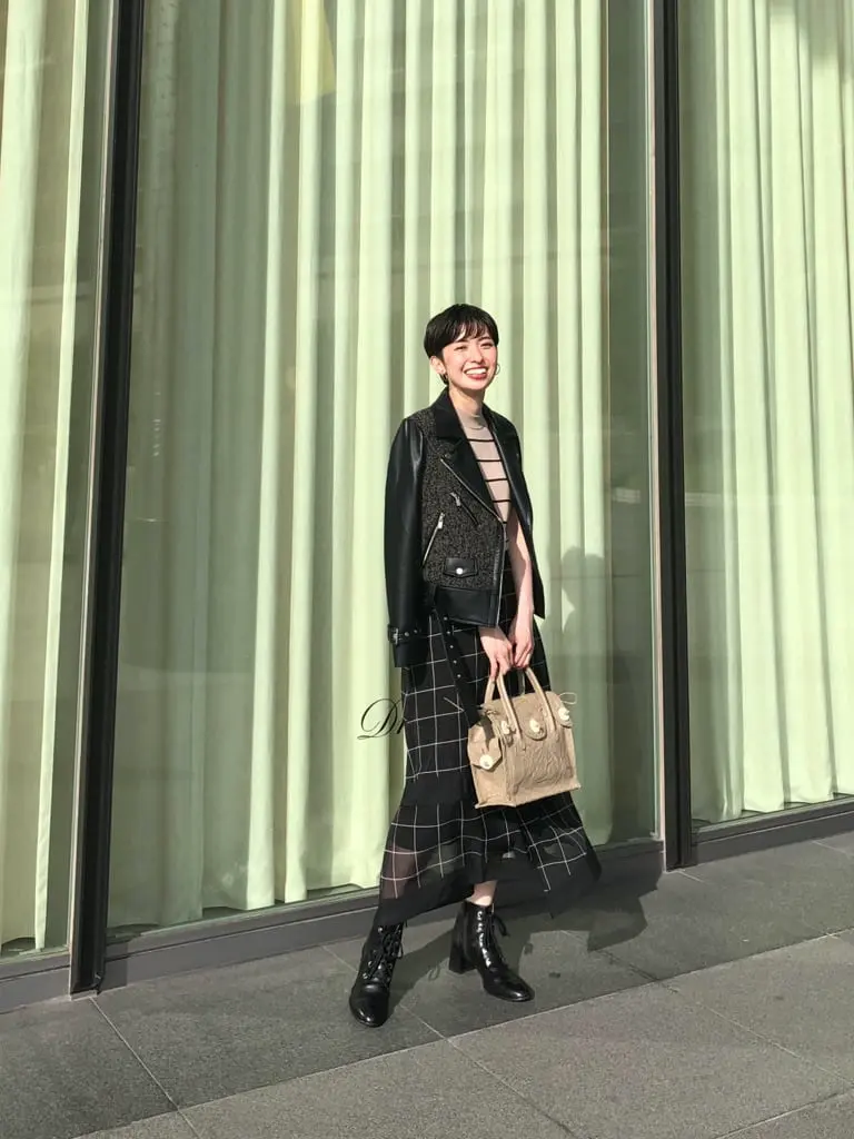 Carving Tribes 村上 麗華 コーディネート画像