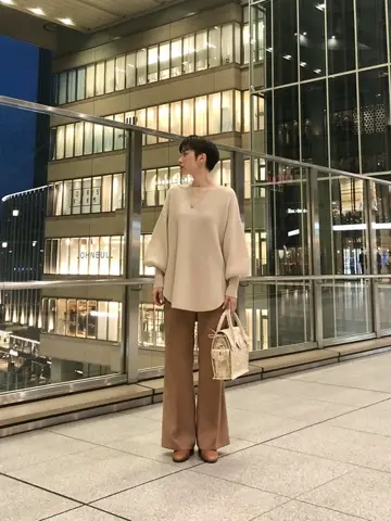 Carving Tribes 村上 麗華 コーディネート画像