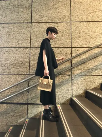 Carving Tribes 村上 麗華 コーディネート画像