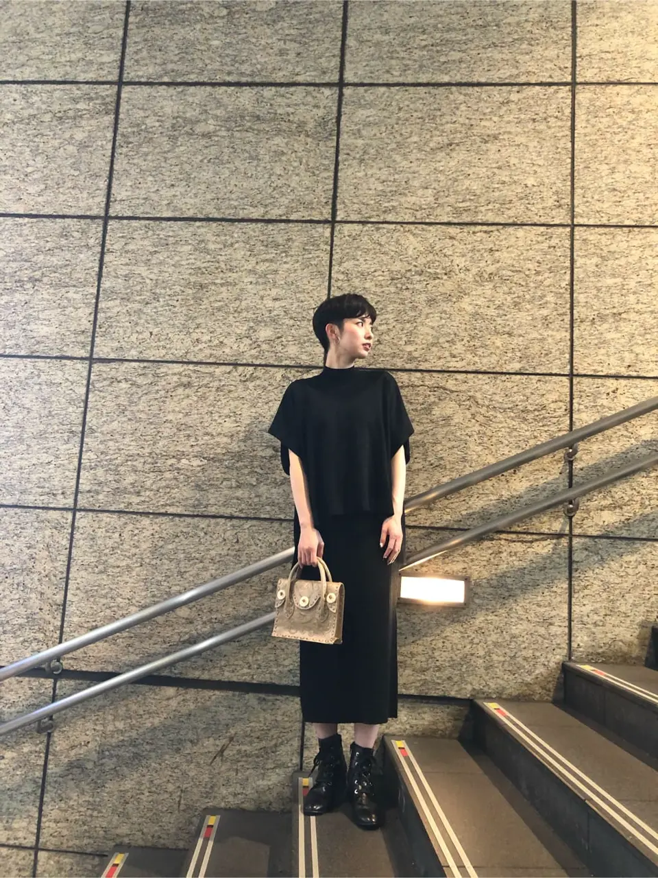 Carving Tribes 村上 麗華 コーディネート画像