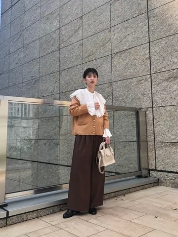 Carving Tribes 村上 麗華 コーディネート画像