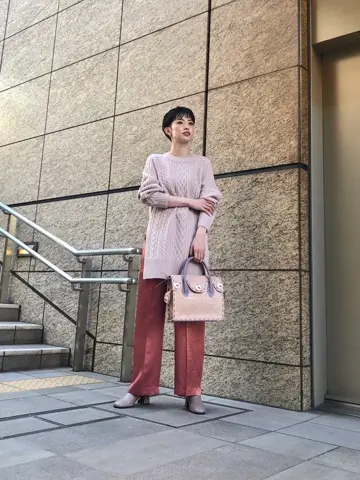 Carving Tribes 村上 麗華 コーディネート画像