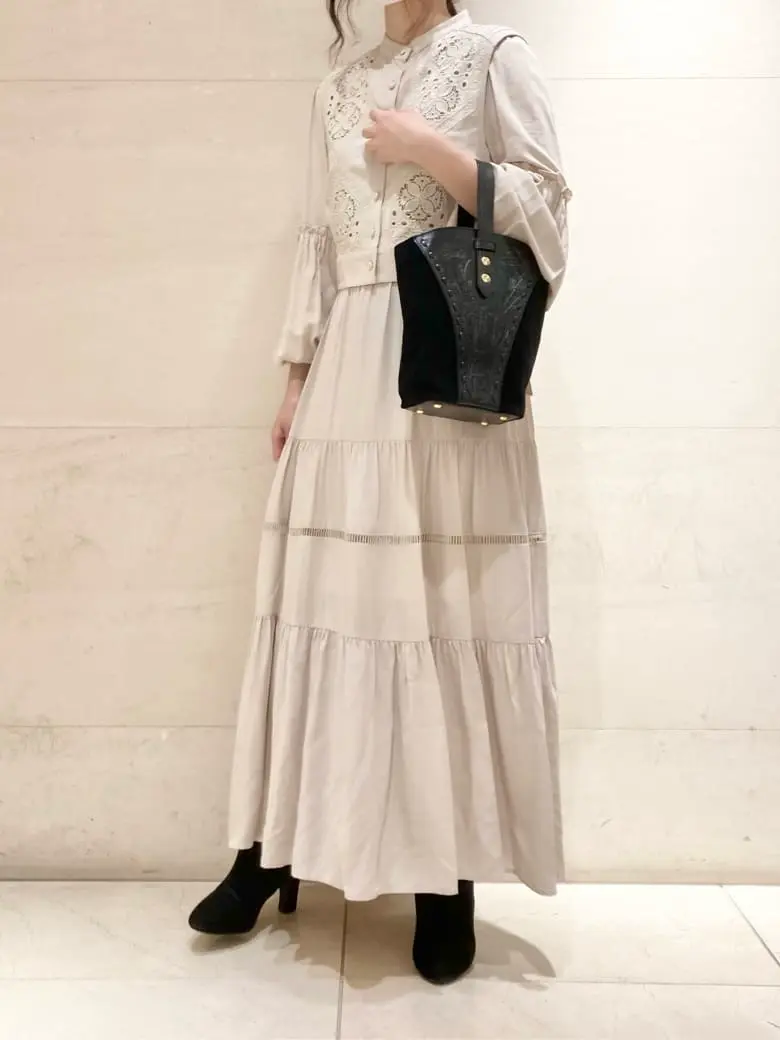 Carving Tribes 小池　悠花 コーディネート画像