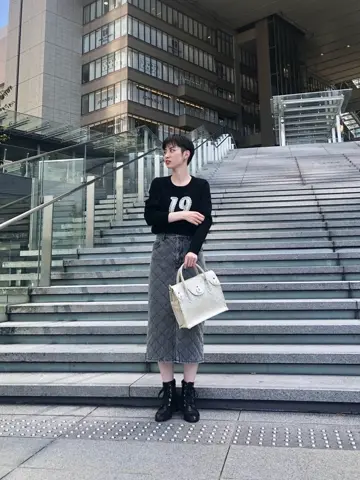 Carving Tribes 村上 麗華 コーディネート画像