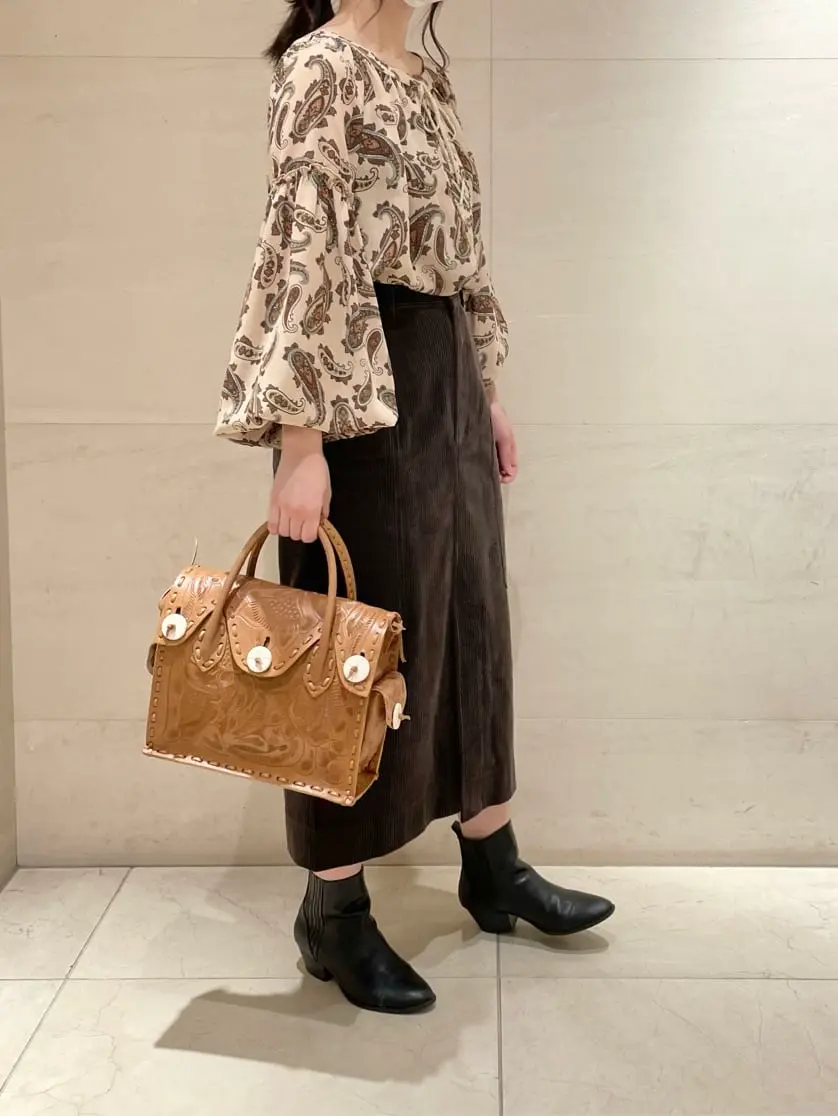 Carving Tribes 小池　悠花 コーディネート画像