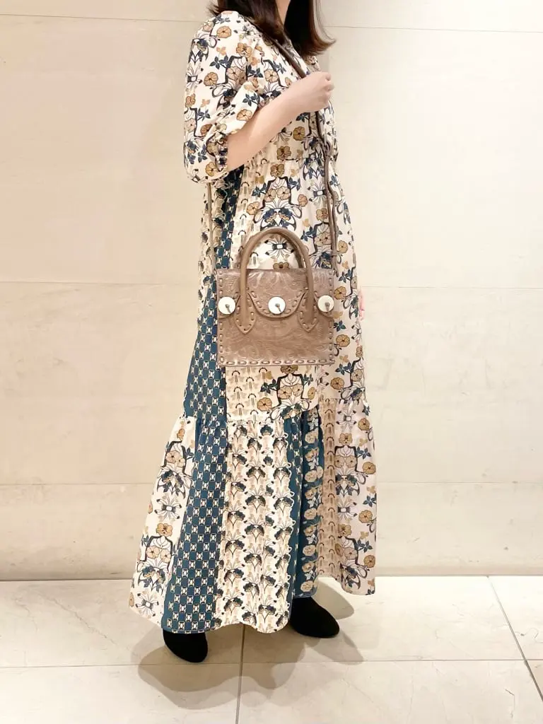 Carving Tribes 小池　悠花 コーディネート画像