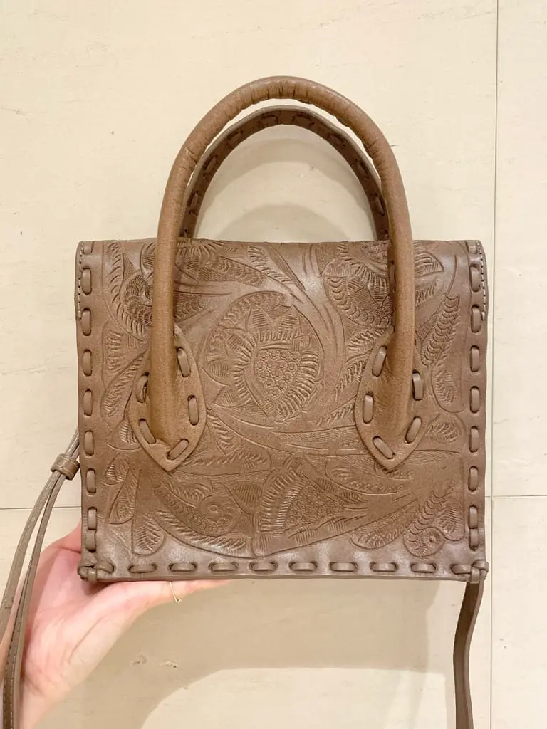 Carving Tribes 小池　悠花 コーディネート画像