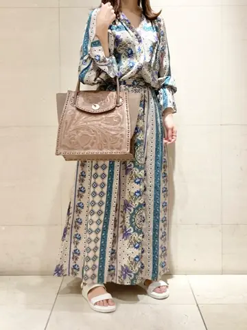 Carving Tribes 小池　悠花 コーディネート画像