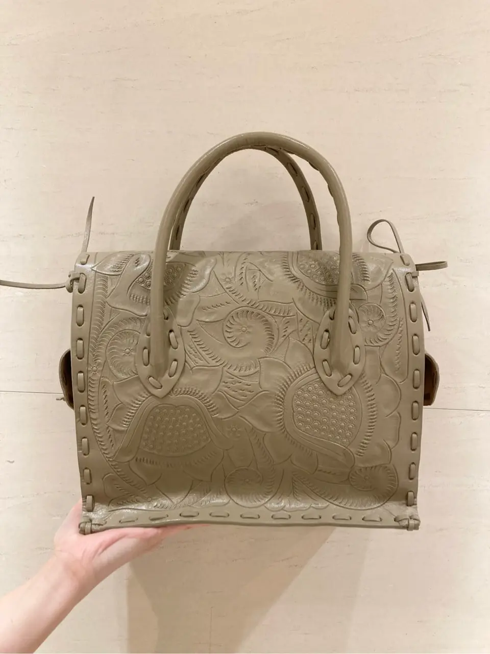 Carving Tribes 小池　悠花 コーディネート画像