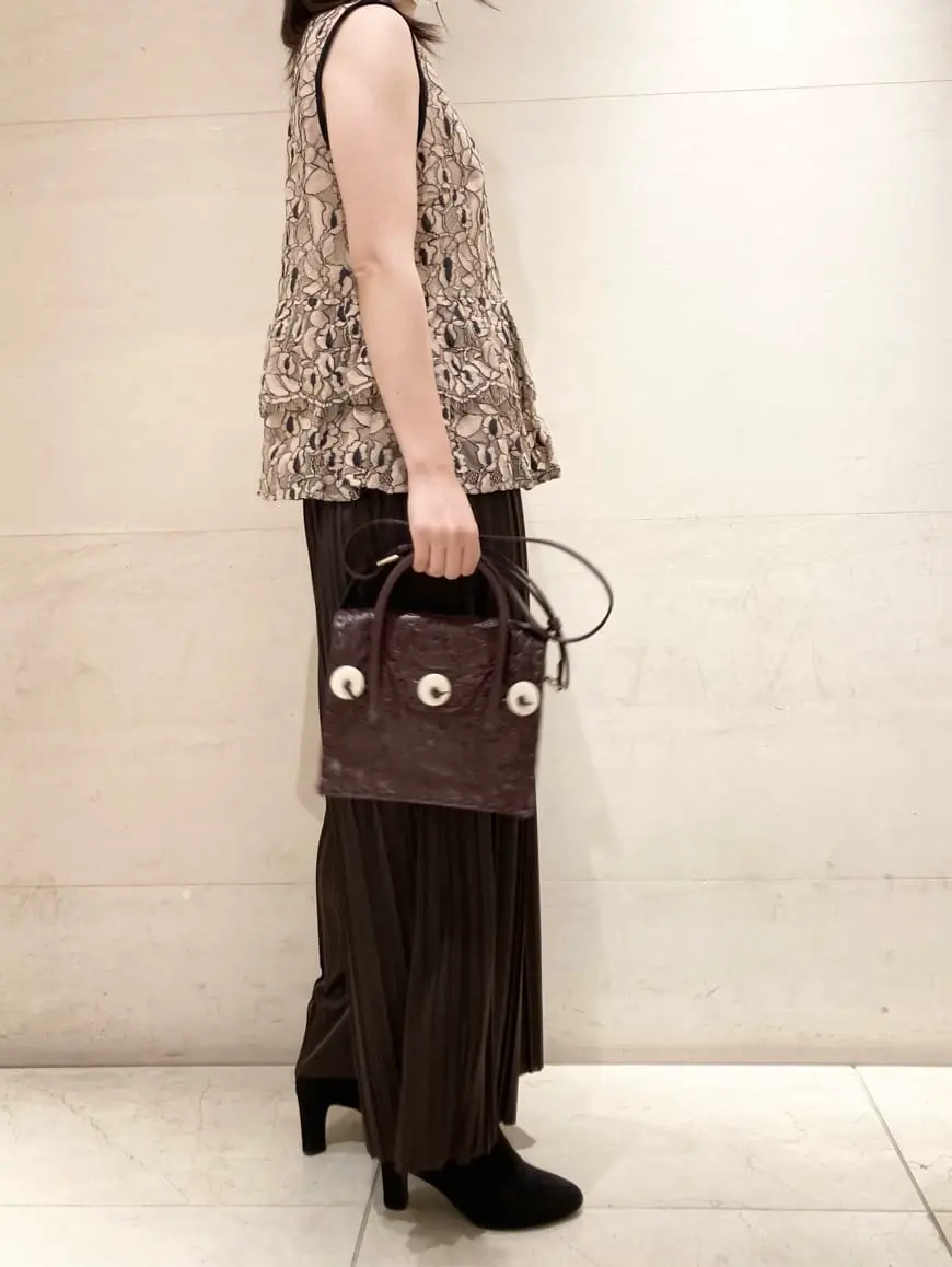 Carving Tribes 小池　悠花 コーディネート画像