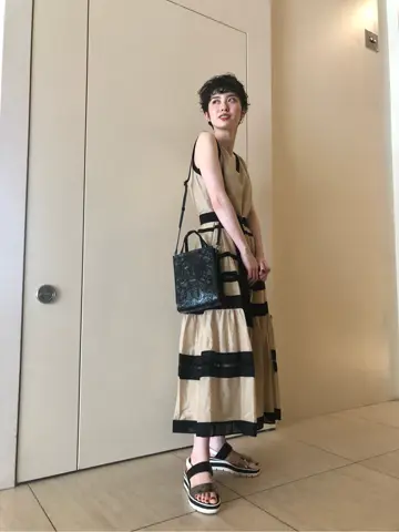 Carving Tribes 村上 麗華 コーディネート画像