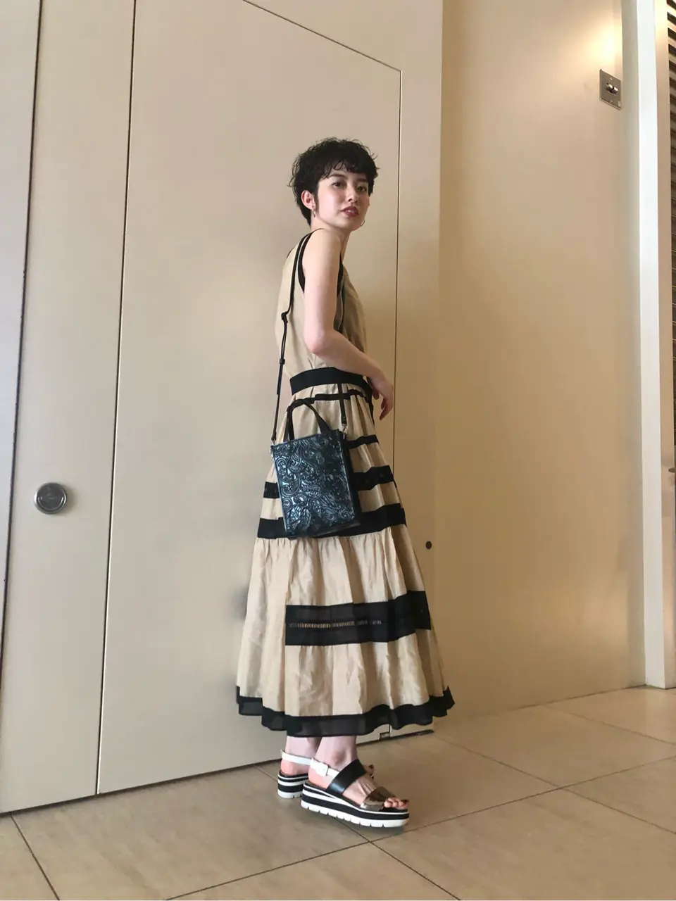 Carving Tribes 村上 麗華 コーディネート画像