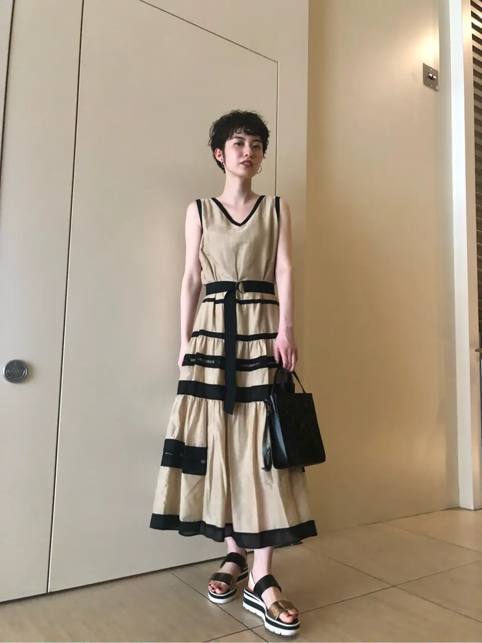 Carving Tribes 村上 麗華 コーディネート画像