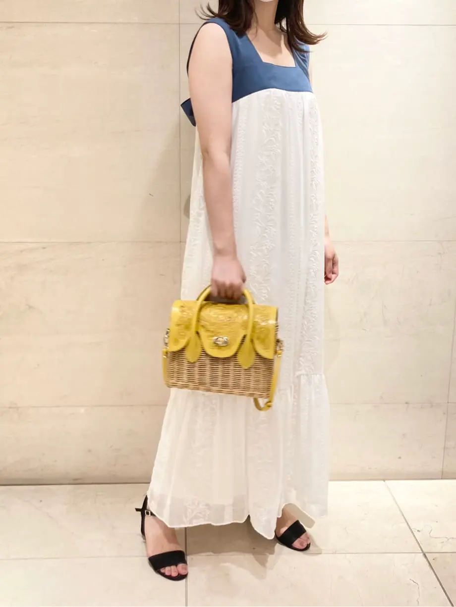 Carving Tribes 小池　悠花 コーディネート画像