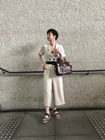 Carving Tribes 村上 麗華 コーディネート画像