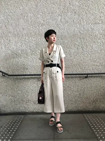 Carving Tribes 村上 麗華 コーディネート画像