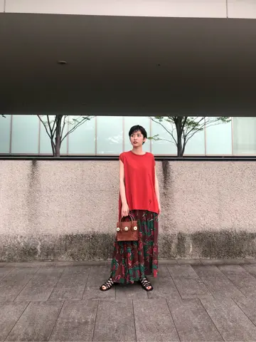 Carving Tribes 村上 麗華 コーディネート画像