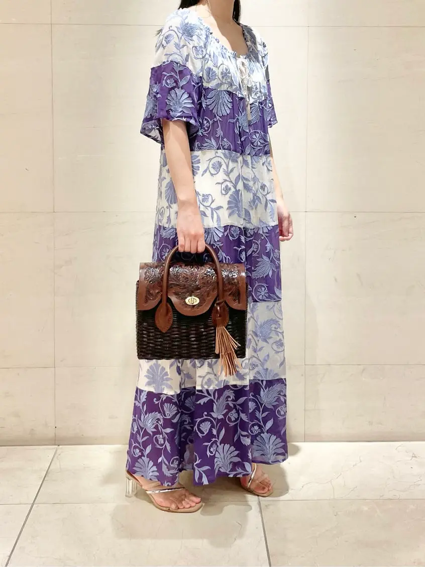 Carving Tribes 小池　悠花 コーディネート画像