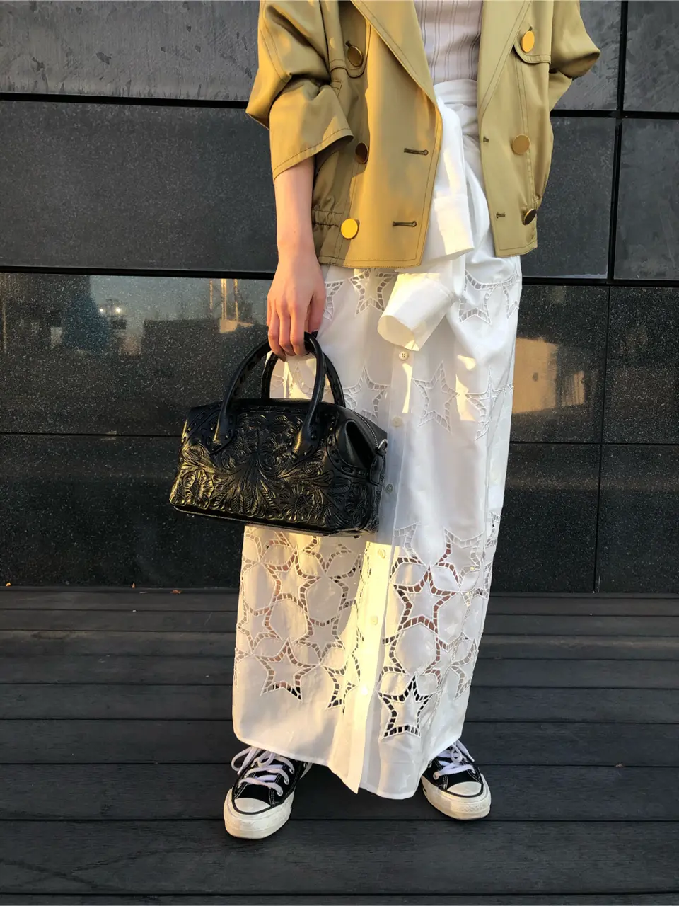 Carving Tribes 村上 麗華 コーディネート画像