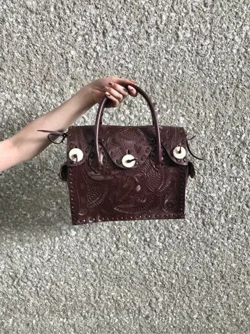 Carving Tribes 村上 麗華 コーディネート画像