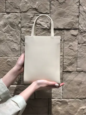 Carving Tribes 村上 麗華 コーディネート画像