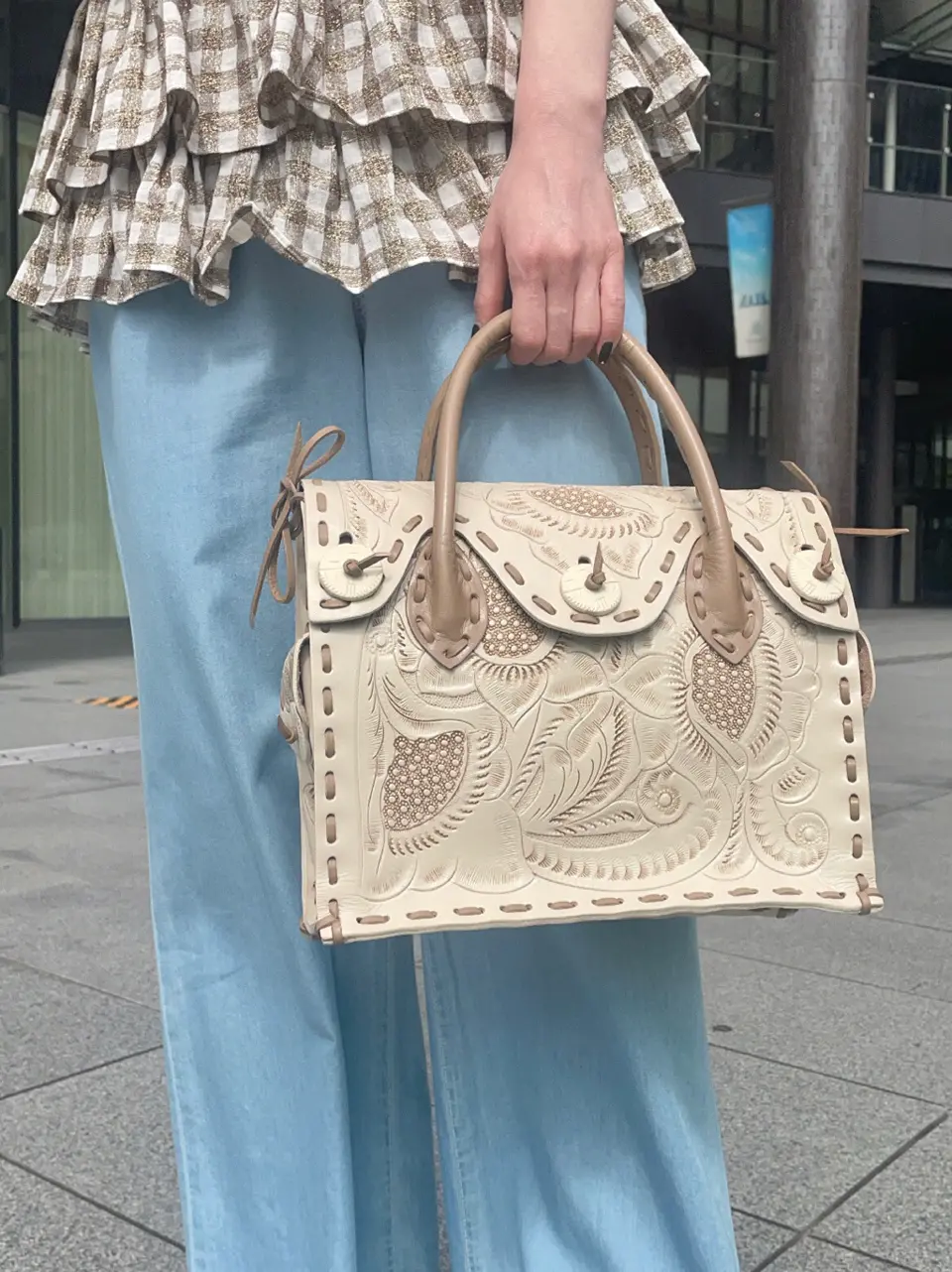 Carving Tribes 村上 麗華 コーディネート画像