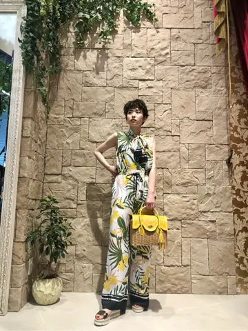 Carving Tribes 村上 麗華 コーディネート画像