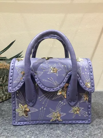 Carving Tribes 村上 麗華 コーディネート画像