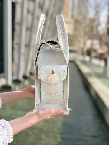 Carving Tribes 村上 麗華 コーディネート画像